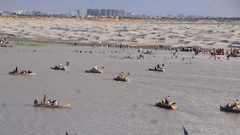 مصرع 10 أطفال غرقا في الباكستان