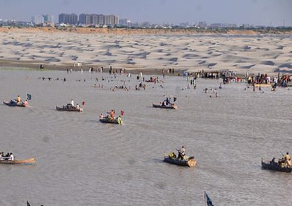 مصرع 10 أطفال غرقا في الباكستان