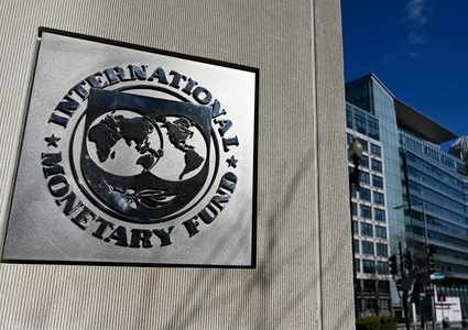"النقد الدولي" يرفع توقعاته لنمو الاقتصاد العالمي في 2023