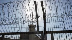 مركز حقوقي: السجون بحالة غليان وعلى وشك الانفجار