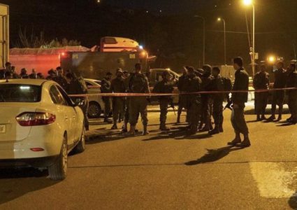 قوات الاحتلال تغلق حاجزي حوارة وزعترة جنوب نابلس