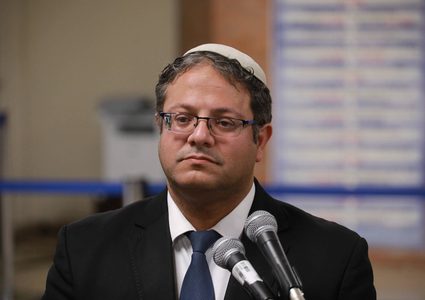 بن غفير يتخذ قرارا جديدا ضد الأسرى الفلسطينيين في السجون