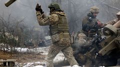 الولايات المتحدة تخطط لارسال صواريخ بعيدة المدى