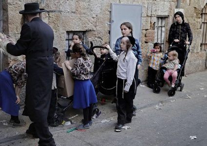 ثلث سكان إسرائيل يخشون حرب أهلية