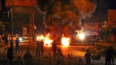 قوات الاحتلال تصيب مواطنتين وتعتقل مواطنا ونجله من القدس