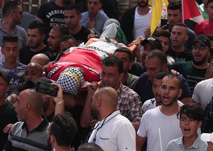 القدس: تشييع جثمان الشهيد الفتى محمد علي من مخيم شعفاط