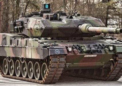 وصول أول دبابة من طراز ليوبارد 2 لأوكرانيا