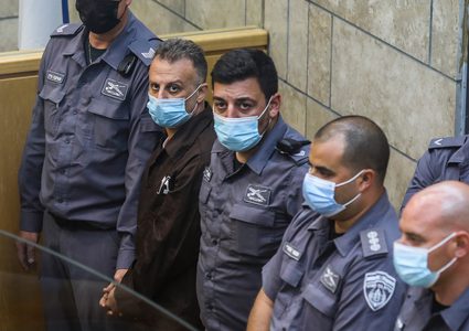 هيئة الأسرى: إدارة سجون الاحتلال تنفذ عقوبات مضاعفة بحق الأسرى الستة