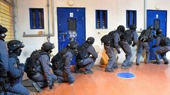 إدارة سجن "الدامون" تقتحم قسم الأشبال وتعتدي عليهم