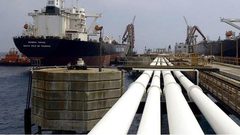 الزلزال يغلق محطة تصدير رئيسية في تركيا ويدفع أسعار النفط للارتفاع