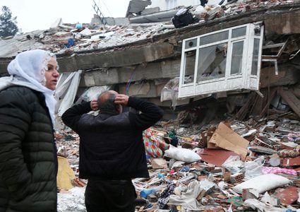 ارتفاع حصيلة الضحايا الفلسطينيين جراء الزلزال في تركيا وسوريا إلى 64