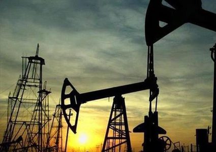 قفزة في أسعار النفط بعد اعلان روسيا عزمها خفض انتاجها طواعية