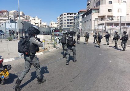 الاحتلال يقتحم منزل الشهيد قراقع في القدس