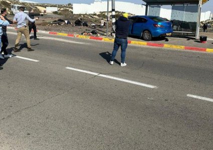 اصابة ٨ مستوطنين في عملية دهس في القدس