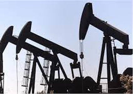 أسعار النفط تسجل مكاسب أسبوعية كبيرة مع إعلان روسيا خفض إنتاجها