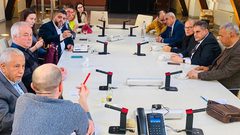 أبو بكر يطلع نوابا في برلمان بروكسل على معاناة الأسرى