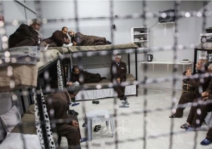 الأسرى في سجون الاحتلال يبدأون صباح غد بتنفيذ خطوات العصيان
