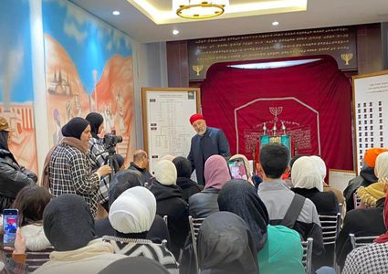 قسم "السياحة والآثار" في جامعة النجاح ينظم زيارة علمية للطائفة السامرية في نابلس