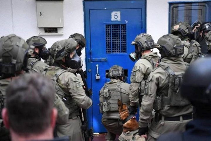 تفاصيل الاقتحام والاعتداء على أسرى قسم (1) في "جلبوع"