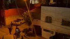 الاحتلال يفجر منزل الشهيد محمد الجعبري في الخليل