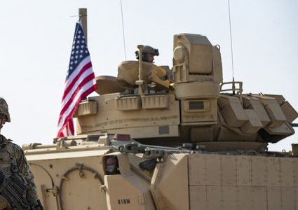 مقتل قيادي بـ”تنظيم الدولة” وإصابة 4 جنود أمريكيين في غارة بسوريا