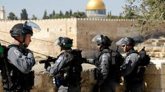 قادة أجهزة امن الاحتلال يطالبون بوقف الحملة الامنية في القدس