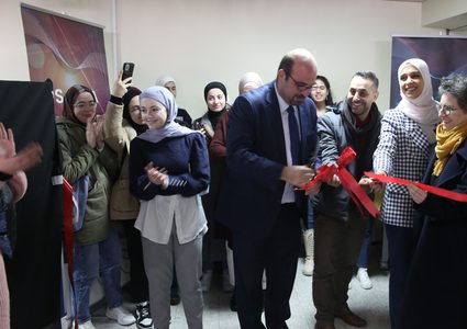 افتتاح معرض الخدع البصرية ضمن أسبوع فعاليات "سابا" في قسم الفيزياء