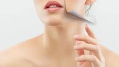 أسباب البثور الهرمونية وطرق علاجها