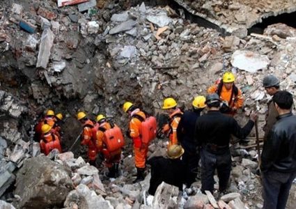 خمسة قتلى وعشرات المفقودين في انهيار منجم في الصين