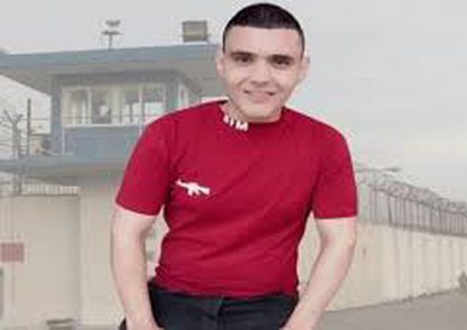 نقل الأسير عاصف الرفاعي الى عيادة سجن الرمله