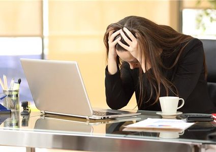 خمسة أطعمة لتقليل الشعور بالاكتئاب الموسمي