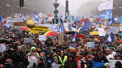 آلاف يحتجون في برلين على تسليح أوكرانيا