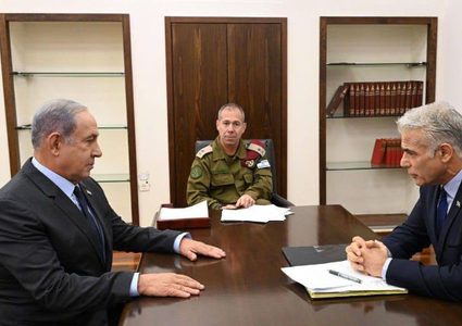 لابيد يهاجم حكومة نتنياهو