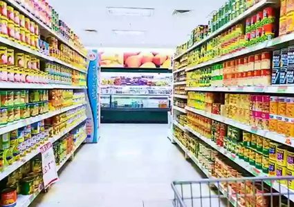 لبنان يعتمد تسعير المواد الغذائية بالدولار