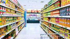 لبنان يعتمد تسعير المواد الغذائية بالدولار