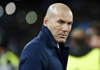 تشيلسي يضع زيدان هدفا لإنقاذ موسمه