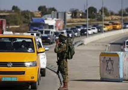 الاحتلال يعيق حركة تنقل المواطنين شمال شرق القدس
