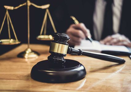 إحالة 15 مخالفاً  إلى النيابة وضبط 70 طنا المواد منتهية الصلاحية