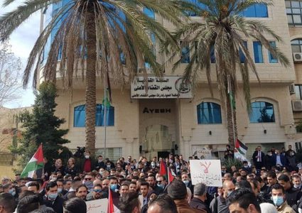 عساف يوضح موقف لجنة الحوار مع نقابة المحامين من إعلان استمرار الإضراب