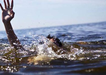 وفاة شاب من غزة غرقاً في مركب للهجرة قبالة السواحل الإيطالية