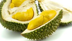 رائحة فاكهة تجبر طائرة على هبوط اضطراري