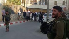 إصابة طفل إثر اعتداء المستوطنين عليه بالضرب وسط الخليل