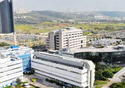 شركة "هاي تيك" الإسرائيلية تعتزم سحب نصف مليار دولار للخارج