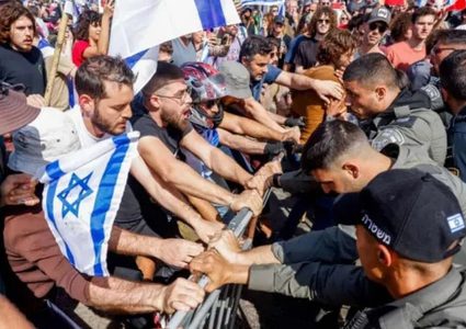 احتجاجات واسعة في "اسرائيل" وانتشار 3000 شرطي