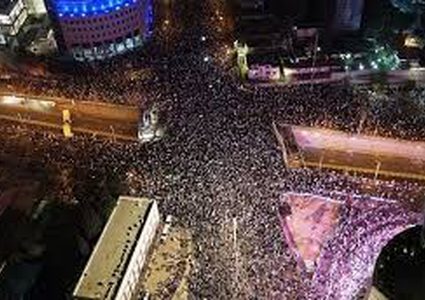 إغلاق طرق واعتقالات مع تصاعد الاحتجاجات ضد حكومة نتنياهو