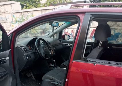 مجهولون يطلقون النار على مركبة المحاضر بجامعة النجاح ايمن المصري