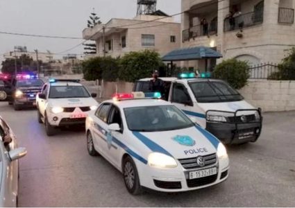 الداخلية تشكل لجنة للتحقيق في حيثيات هروب الموقوفين من مركز توقيف في الخليل