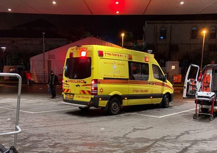 إصابة خطيرة لطفل بحادث دهس في تل السبع