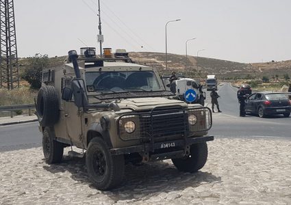 الاحتلال يشن حملة اعتقالات في الخليل طالت 9 مواطنين