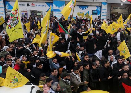 الشبيبة الطلابية تفوز بانتخابات مجلس اتحاد طلبة جامعة البوليتكنك في الخليل